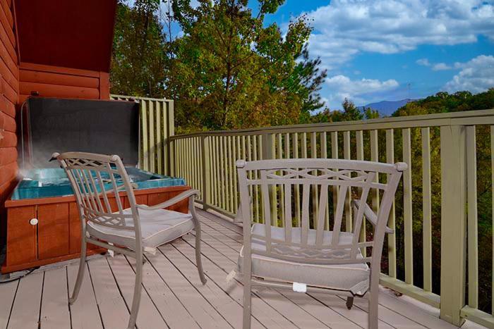 Mountain Serenity Gatlinburg Room photo